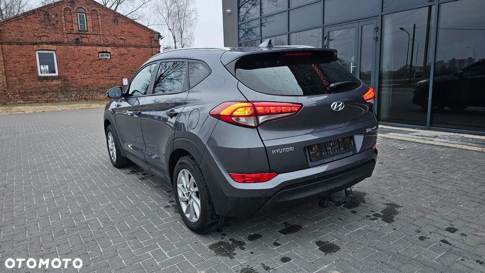 Hyundai Tucson blue 1.6 GDi 2WD Navi - 25