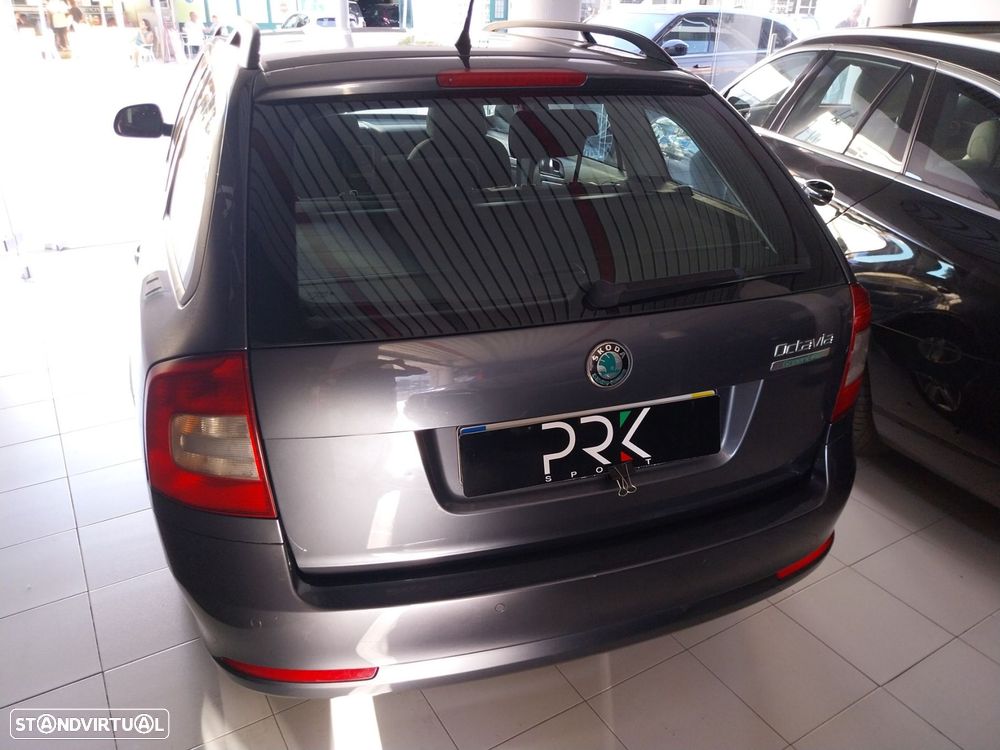 Skoda Octavia Break 1.6 TDi Ambition - 5