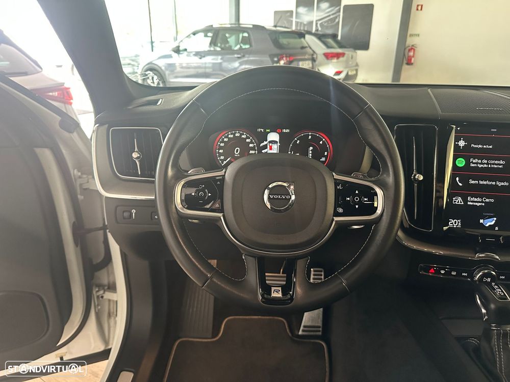 Volvo XC 60 2.0 D4 R-Design Geartronic - 15