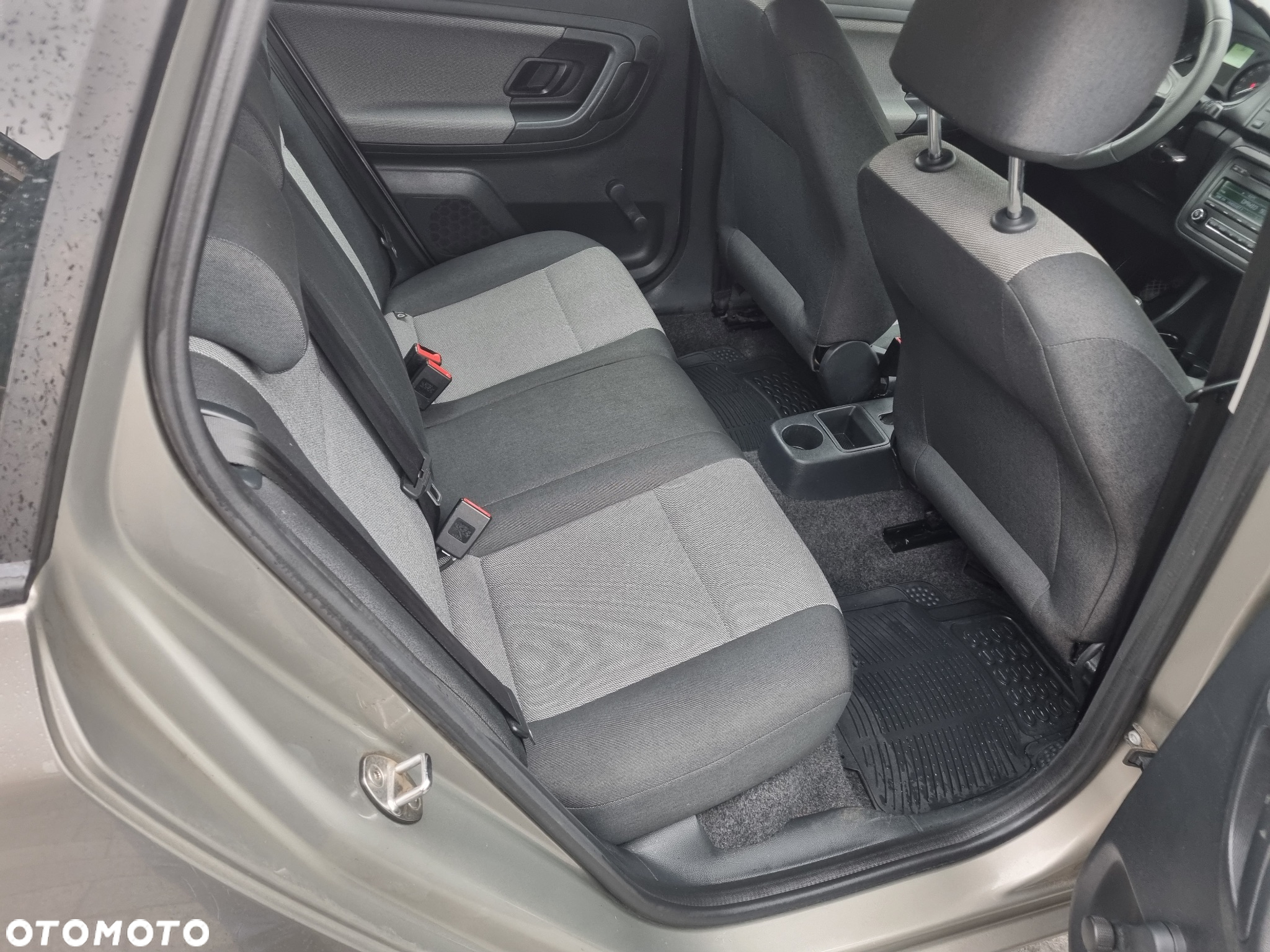 Skoda Fabia - 18