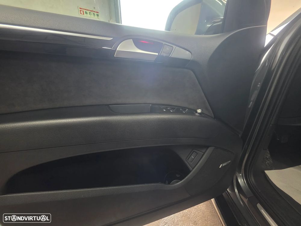 Audi Q7 3.0 V6 TDi quattro S-line Tiptronic - 39