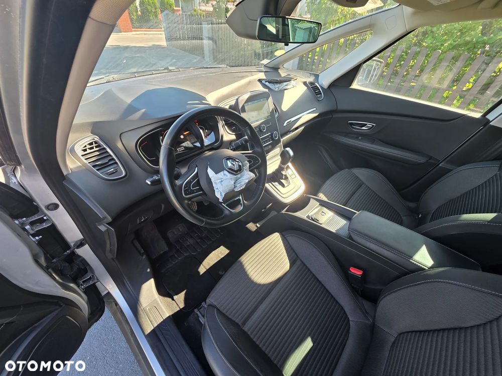 Renault Grand Scenic BLUE dCi 120 EDC LIMITED - 8