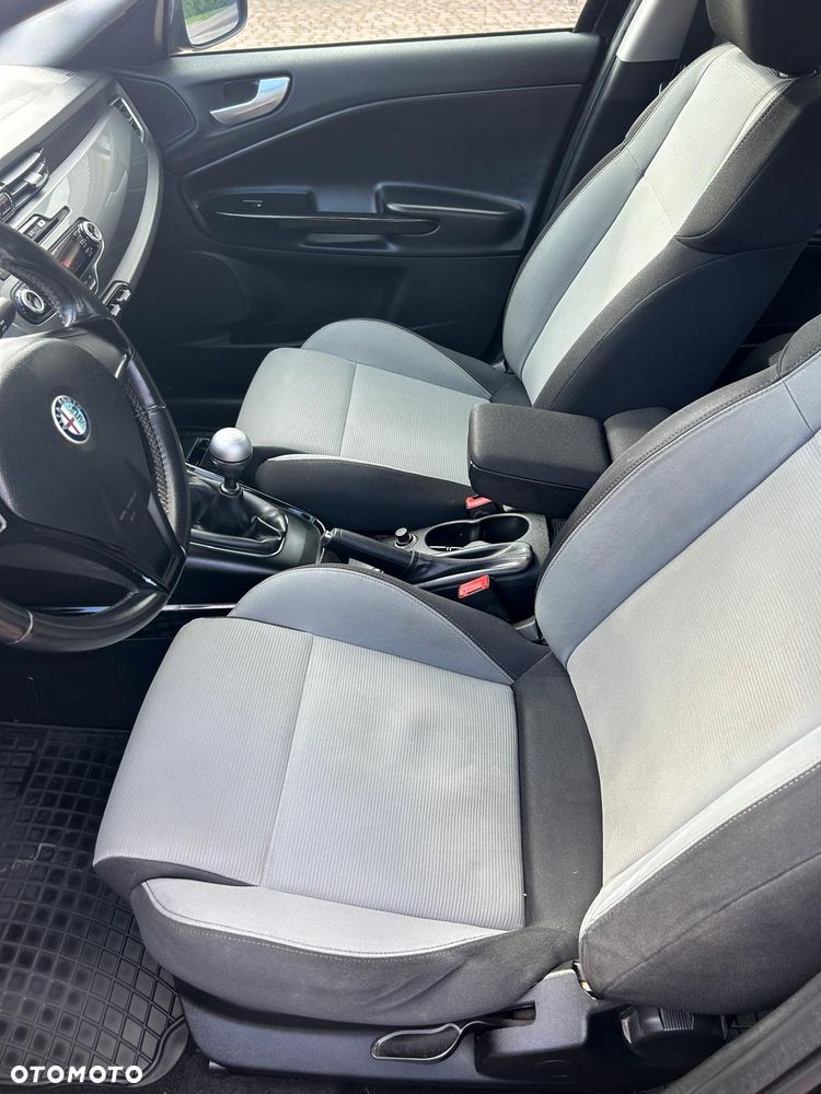 Alfa Romeo Giulietta 1.4 TB 16V Multiair - 16
