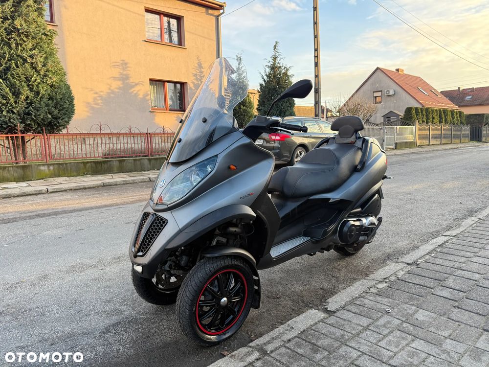 Piaggio MP-3 - 3