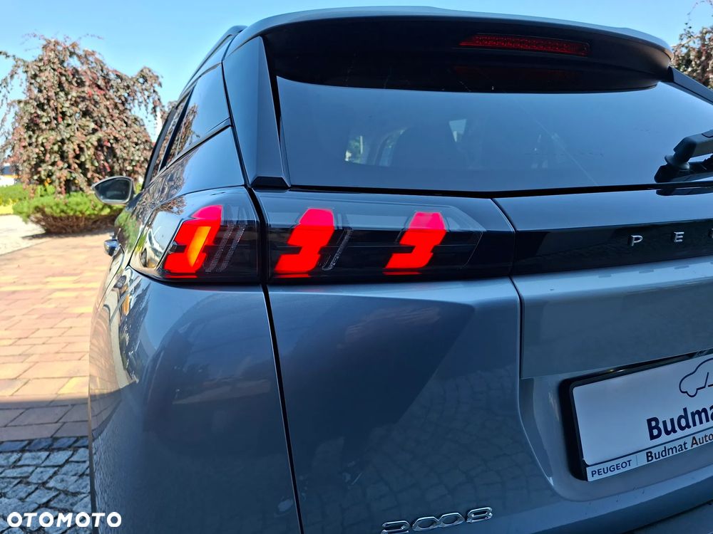 Peugeot 2008 1.2 PureTech Allure S&S EAT8 - 9