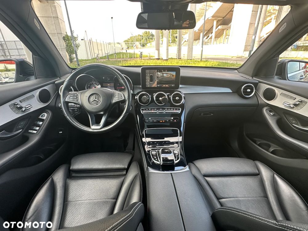 Mercedes-Benz GLC 300 4-Matic - 22