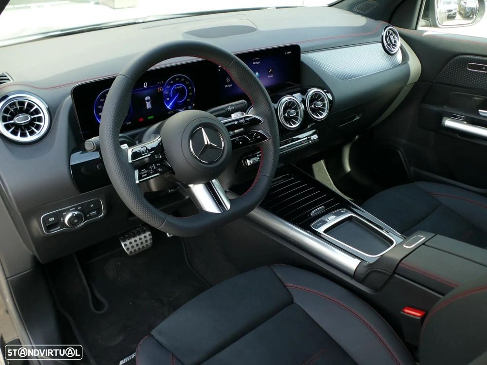 Mercedes-Benz EQA 250+ AMG Line - 28