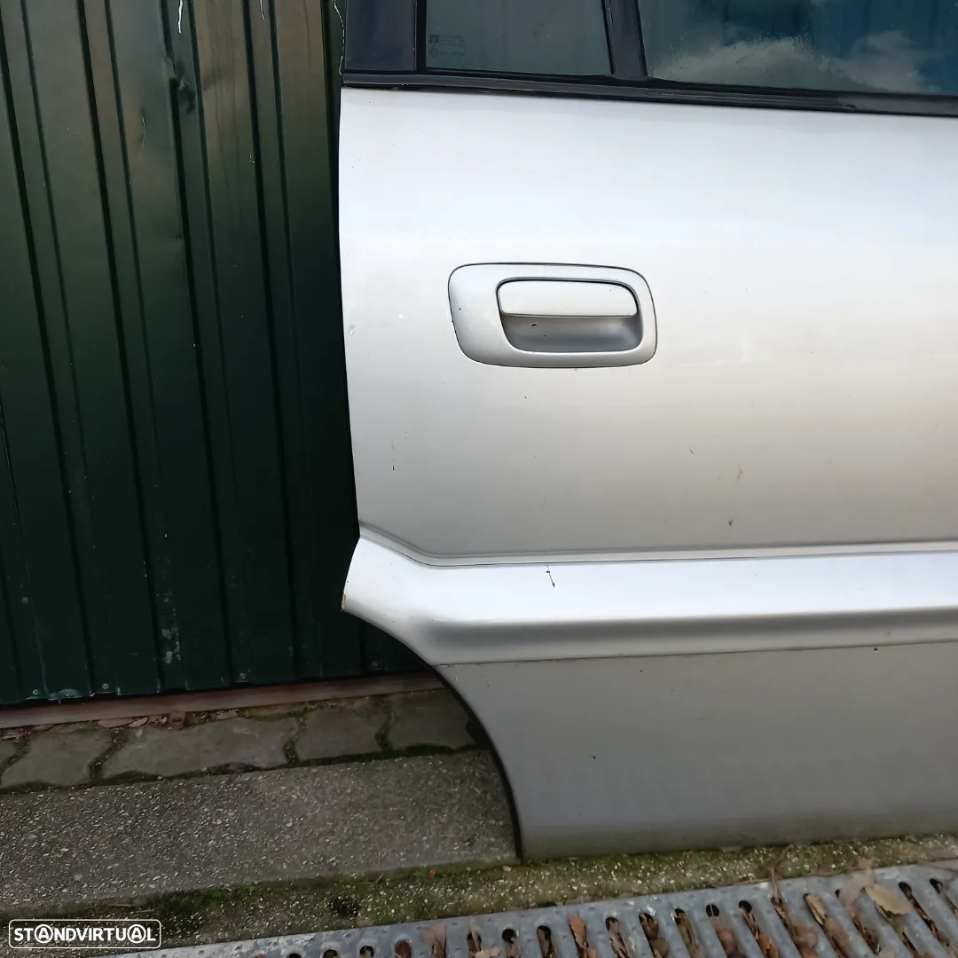 Porta tras lado passageiro opel zafira A - 3