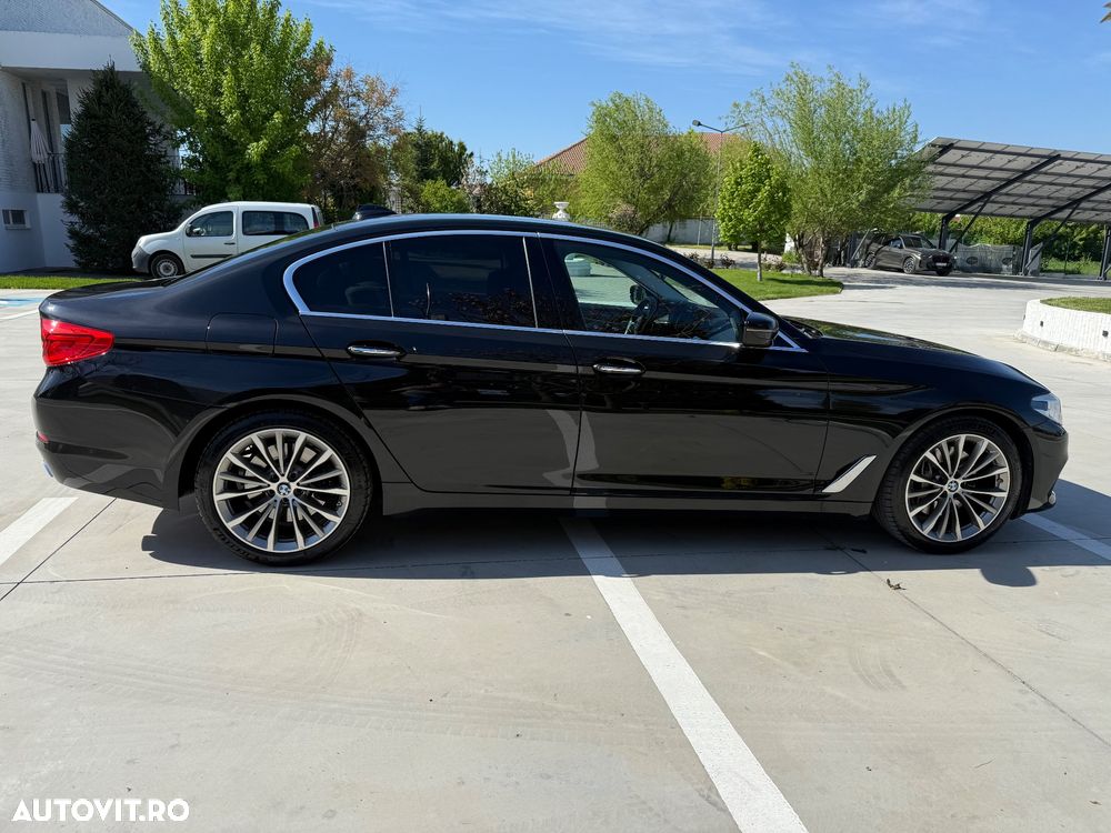 BMW Seria 5 540i xDrive Aut. Luxury Line - 7