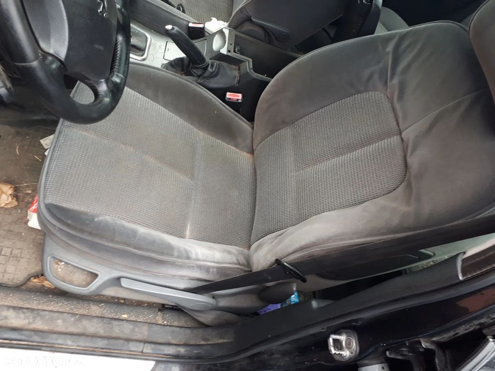 PEUGEOT 407 SW 04-08 LAMPA PRZÓD PRZEDNIA PRAWA LEWA - 24