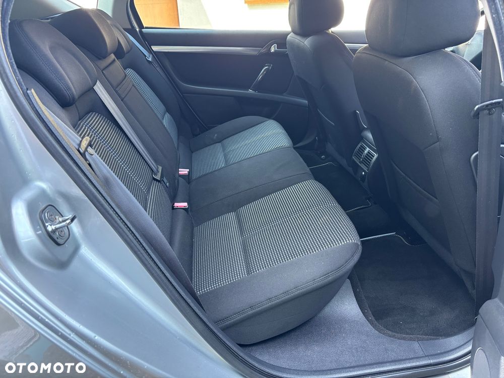 Peugeot 407 2.0 Premium - 29