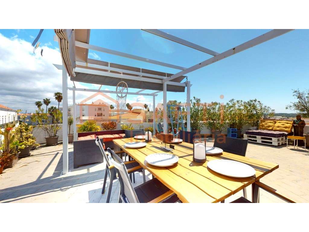 Apartamento T3 + Rooftop em Lagoa - Grande imagem: 4/41