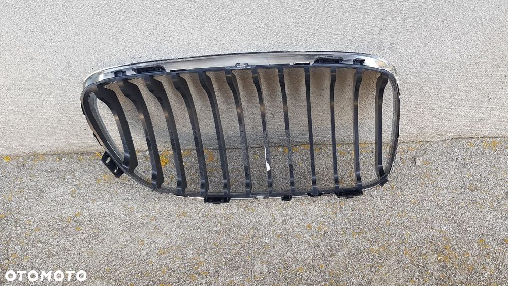 ATRAPA LEWA BMW3 E90, E91 LIFT  2008-2011 - NOWA - 2
