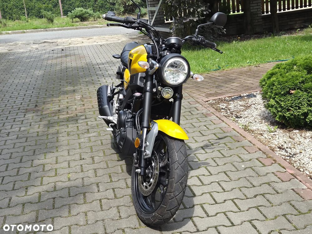 Yamaha XSR - 22