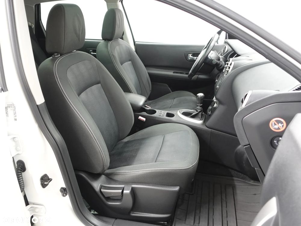 Nissan Qashqai+2 2.0 I-Way - 30