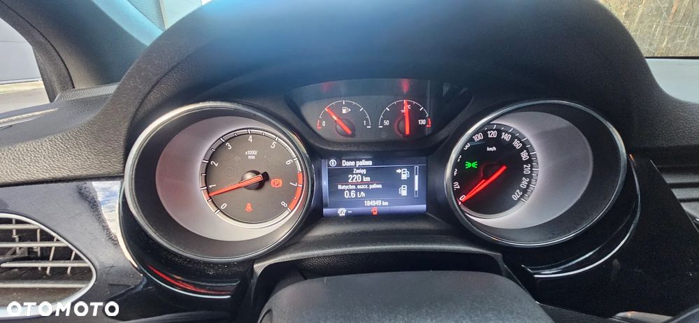 Opel Astra 1.4 Turbo Dynamic - 12