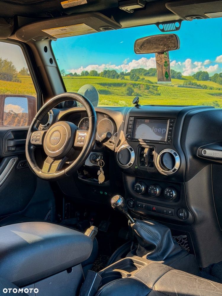 Jeep Wrangler - 7