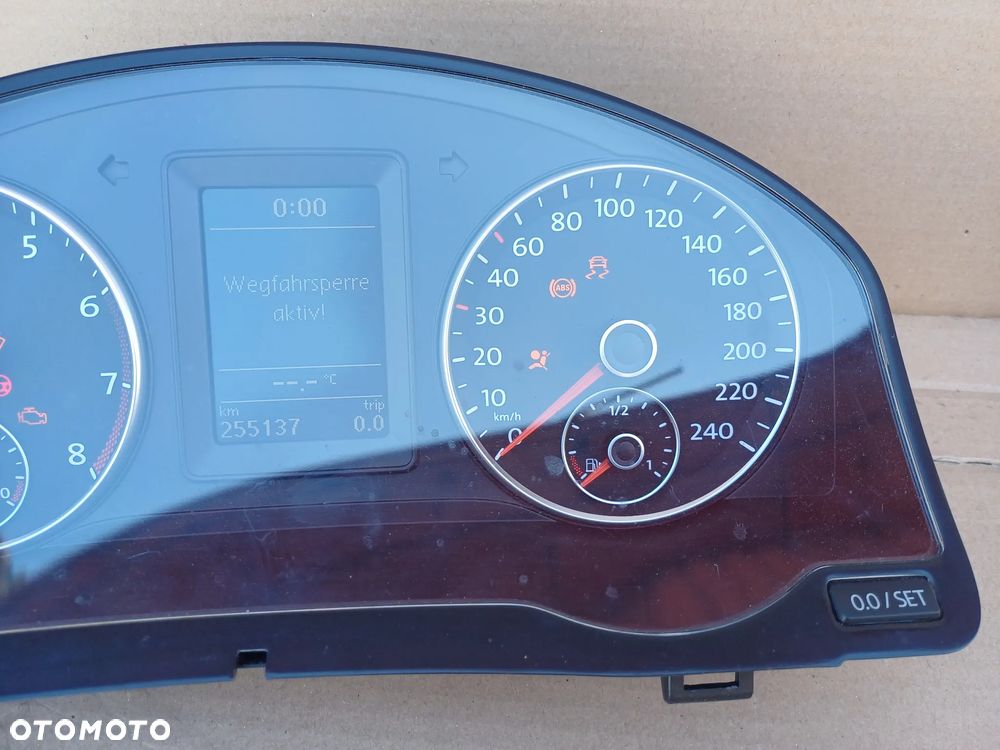 Golf VI Plus 1.4 tsi licznik 5M0920870 Golf Plus lift Europa - 3