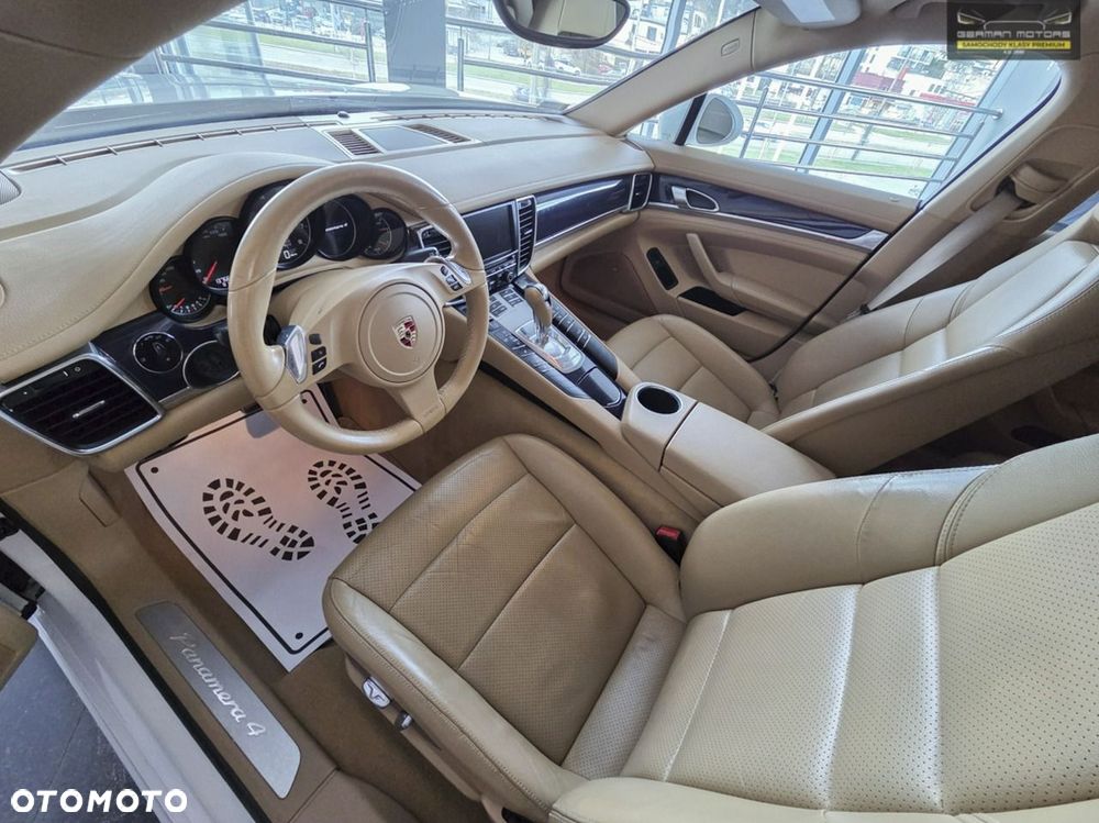 Porsche Panamera 4 PDK Edition - 21