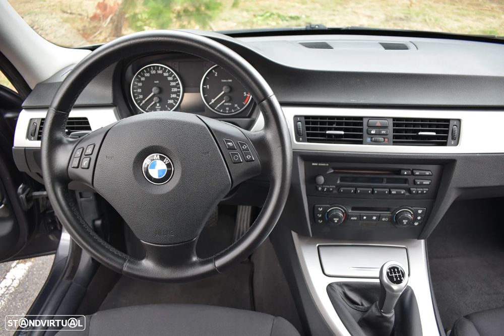 BMW 318 d Exclusive - 20