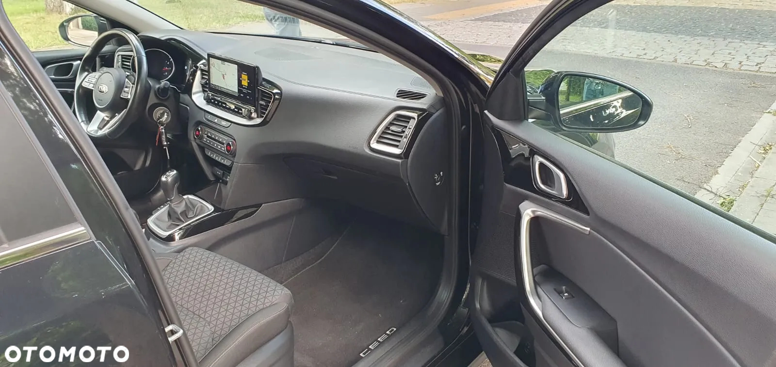 Kia Ceed 1.5 T-GDI OPF Vision - 10