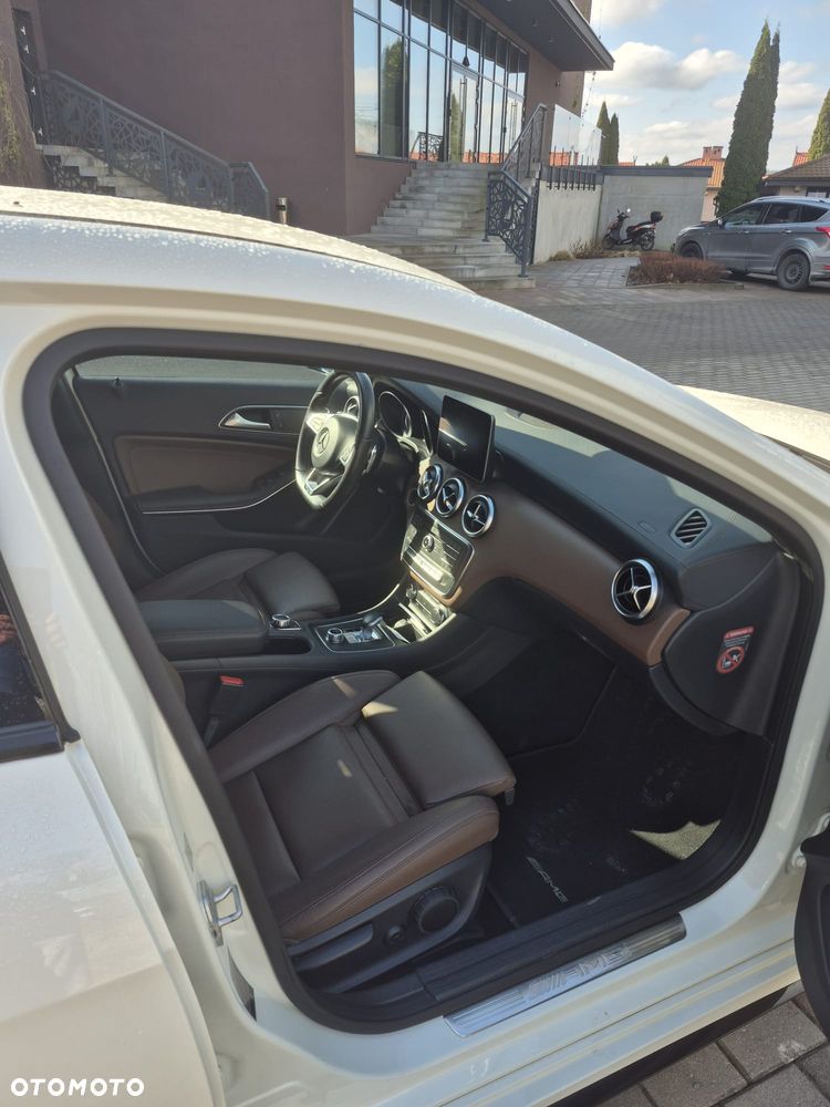 Mercedes-Benz Klasa A AMG 45 4Matic AMG Speedshift 7G-DCT - 8