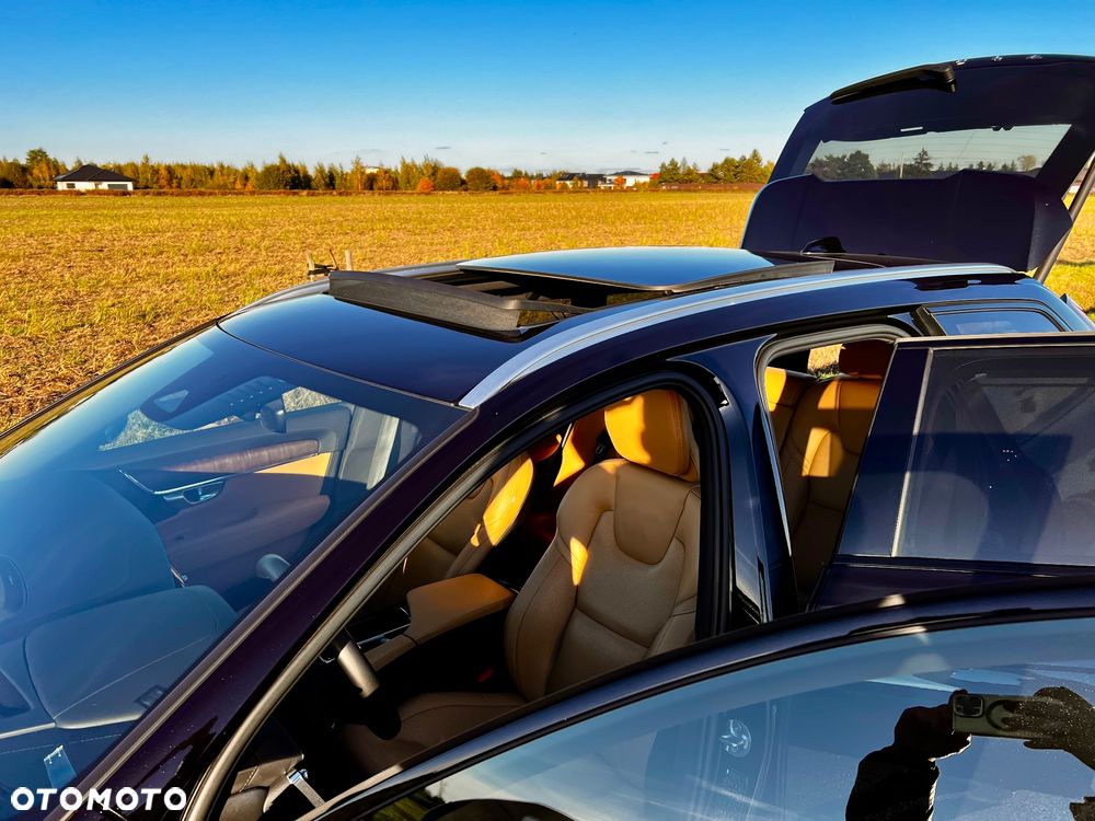 Volvo V90 Cross Country D5 AWD Pro - 1