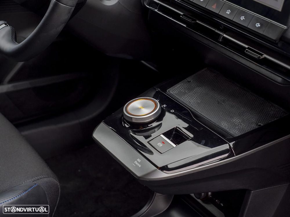 MG MG4 77 kWh Extended Range Luxury - 19