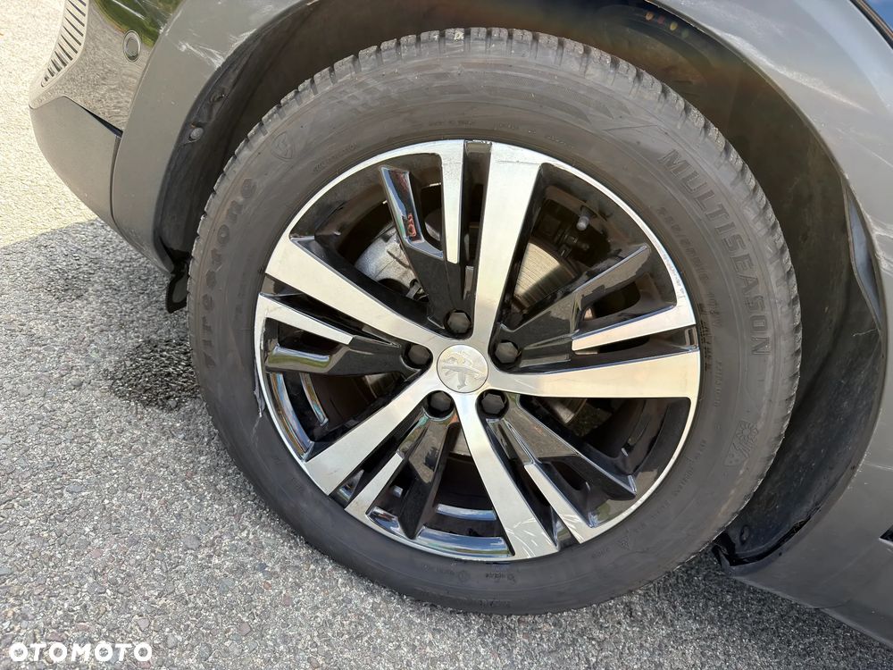 Peugeot 3008 PureTech 130 Stop & Start GPF EAT8 GT - 12