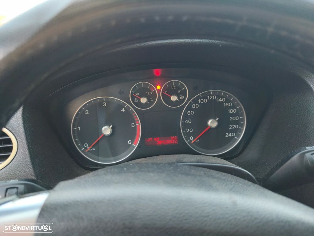 Ford Focus - 12