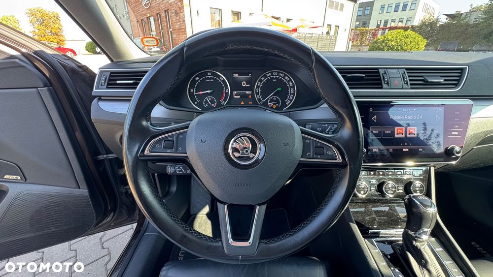 Skoda Superb 2.0 TDI DSG Style - 33