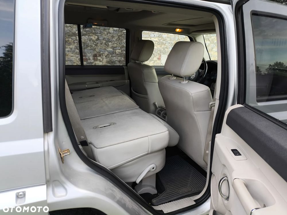 Jeep Grand Cherokee - 18