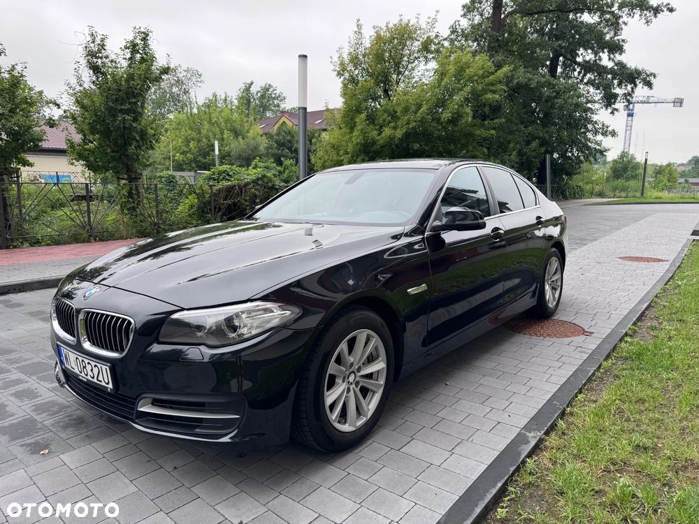 BMW Seria 5 520i - 2