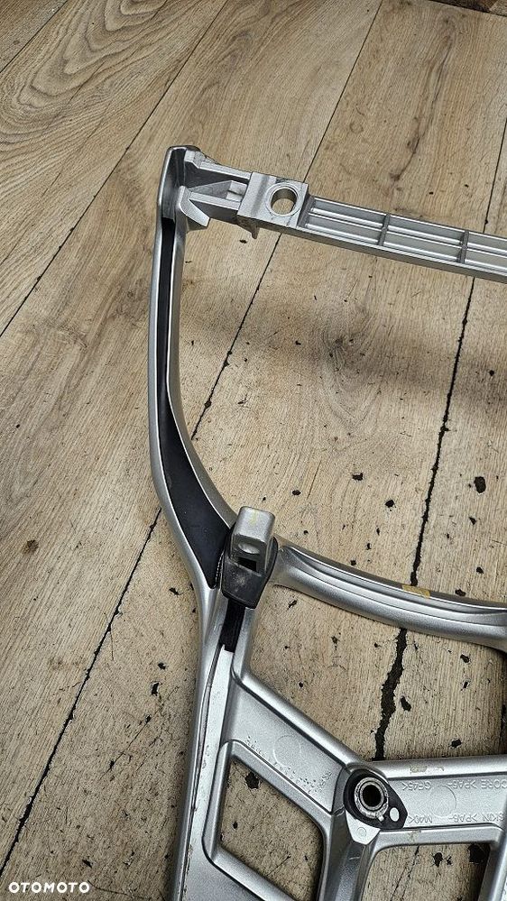 Stelaż pod kufer centralny uchwyt bagażnik Yamaha FJR 1300  01-05 - 10