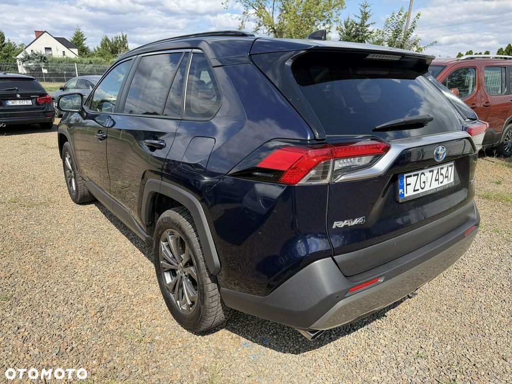 Toyota RAV4 - 12