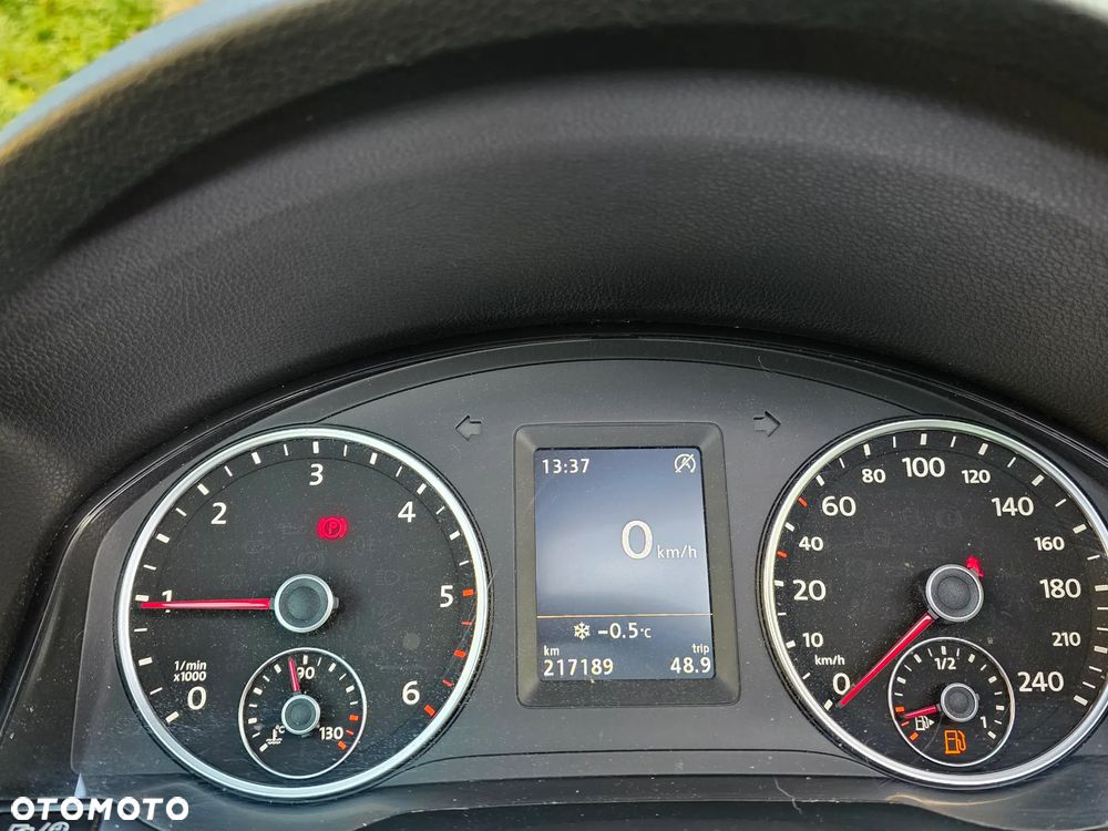 Volkswagen Tiguan 2.0 TDI DPF BlueMotion Technology Lounge Sport & Style - 10