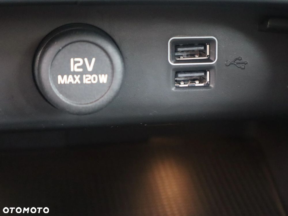 Volvo XC 40 T5 Plug-In Hybrid R-Design - 24