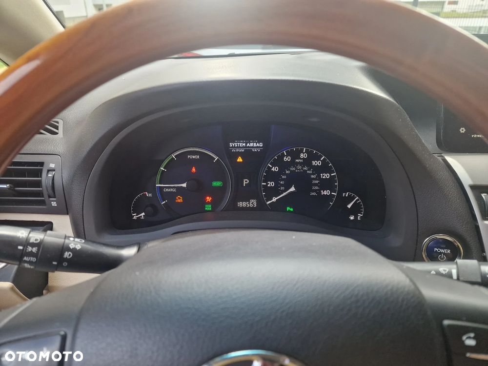 Lexus RX - 7