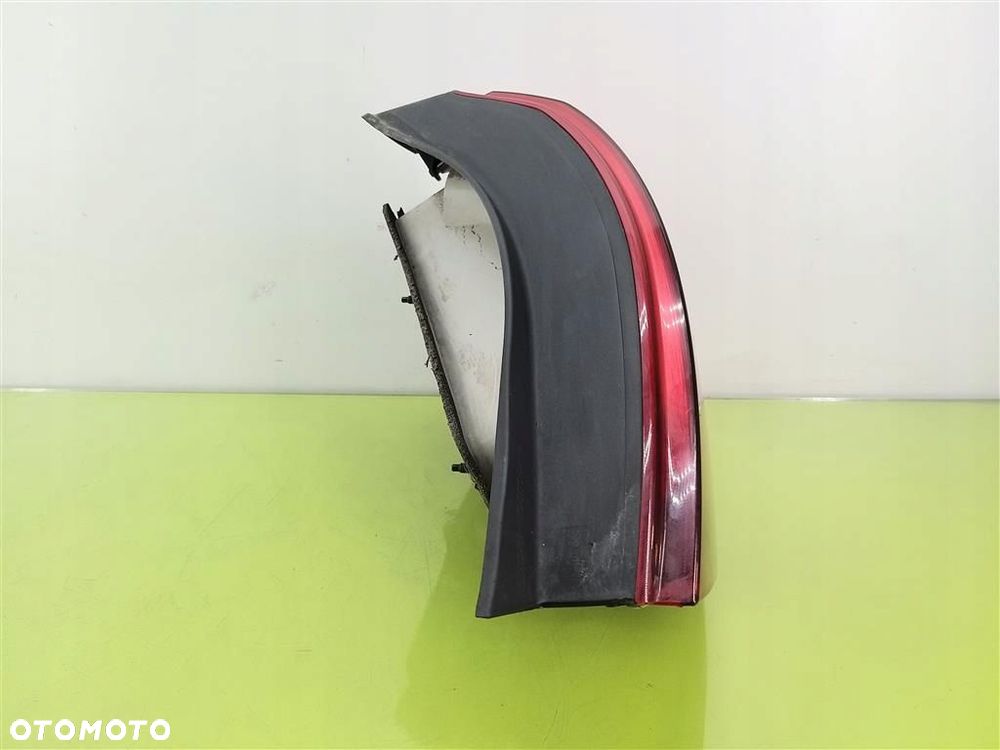 Lampa prawa tylna tył Kia Ceed I HATCHBACK 5D 2006-2009 PZED LIFT - 3