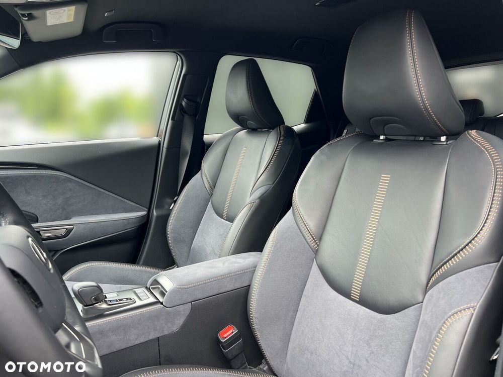 Lexus LBX 1.5 Hybrid Cool - 11