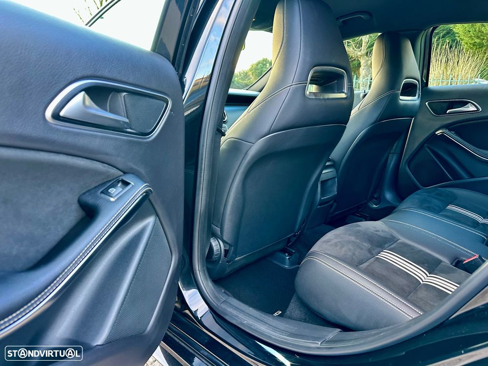 Mercedes-Benz A 180 CDI 7G-DCT AMG Line - 22