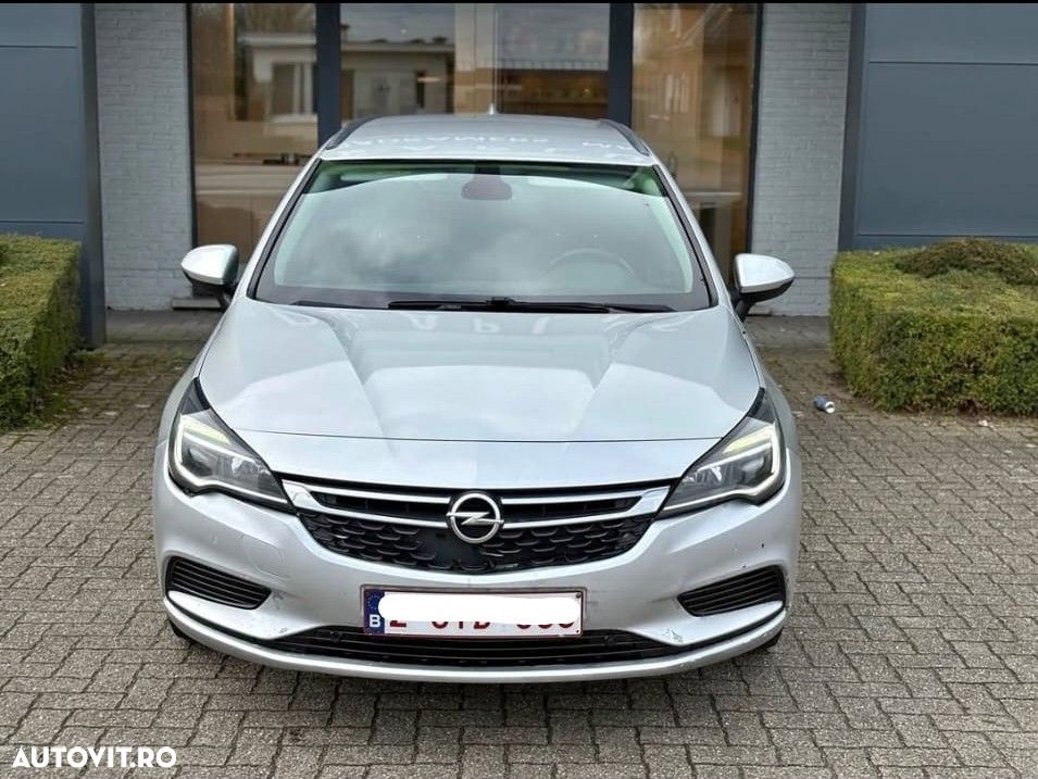 Opel Astra 1.6 D (CDTI) Dynamic - 4