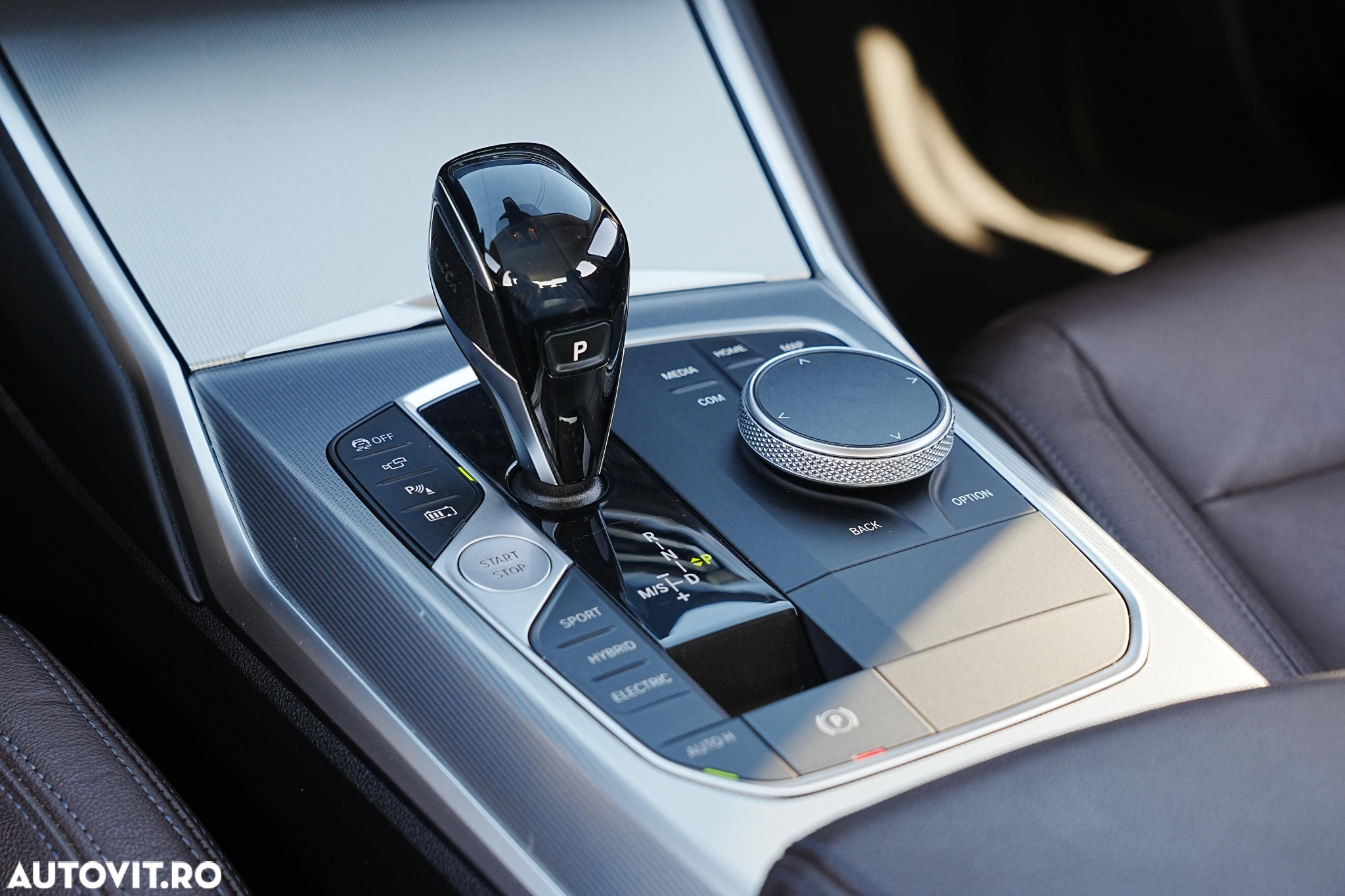 BMW Seria 3 330e Aut. Luxury Line - 14