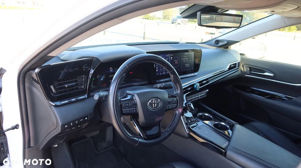 Toyota Mirai Executive - 13