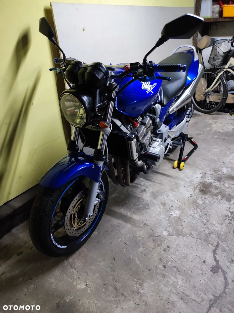 Honda Hornet - 8
