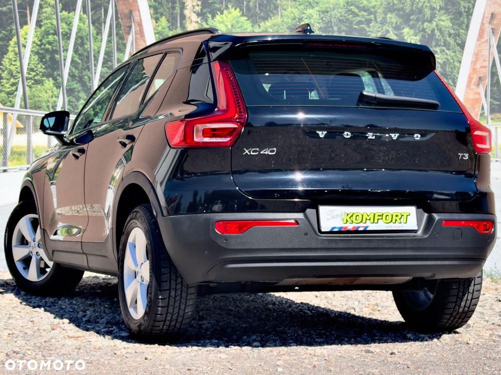 Volvo XC 40 T3 Momentum Pro - 13