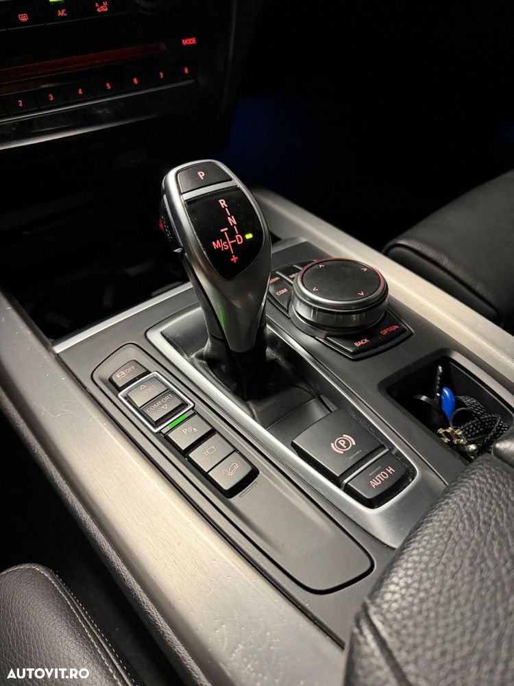 BMW X5 xDrive30d - 14