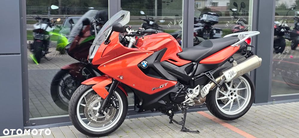 BMW F - 25