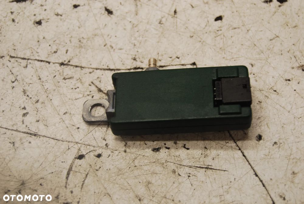 WZMACNIACZ ANTENOWY MODUŁ 7L6035577 VW TOUAREG I 7L6035577C - 5