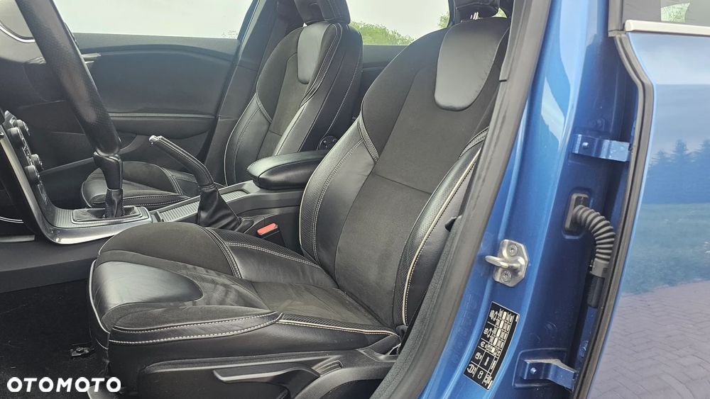 Volvo V40 D2 RDesign - 10